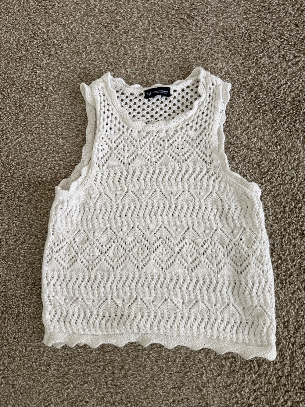 GAP | White Crocheted Knit Tank Top Size xs